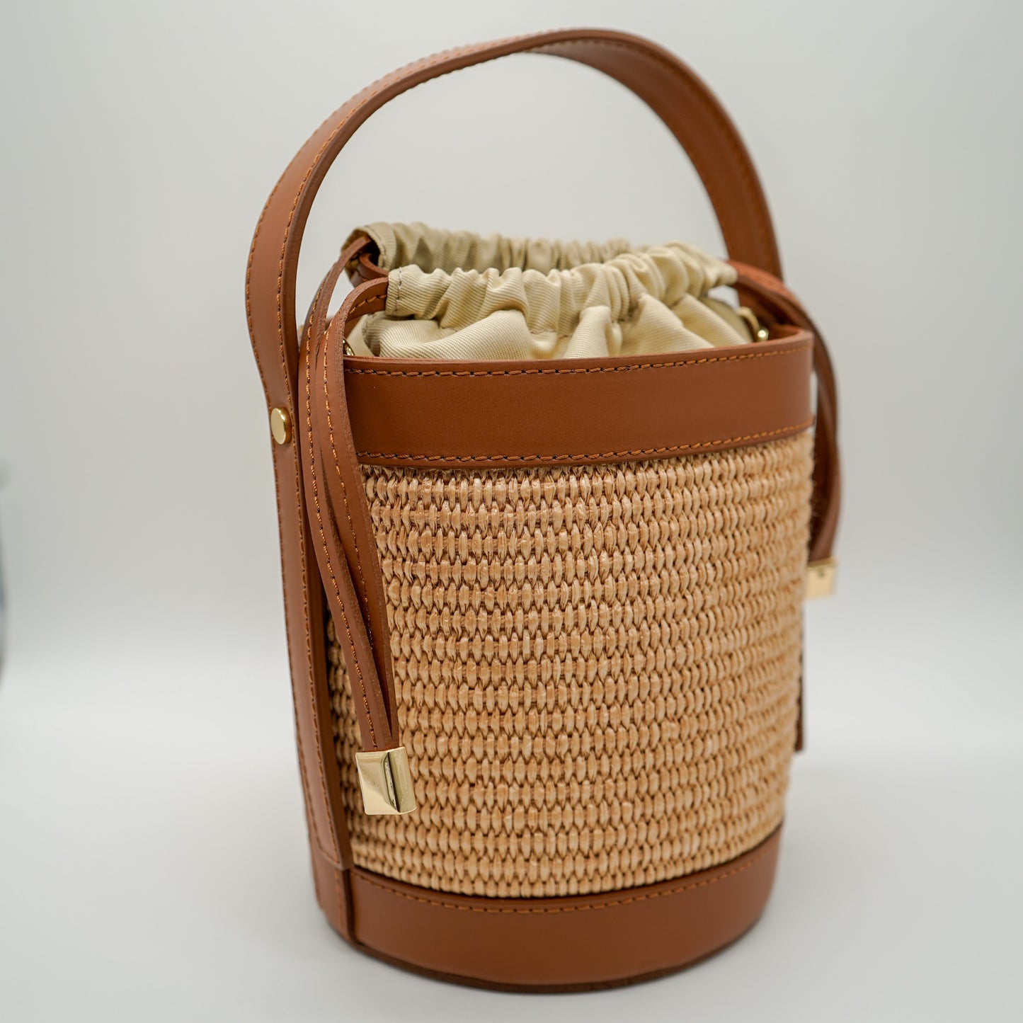 Chloé M – Raphia & cuir camel