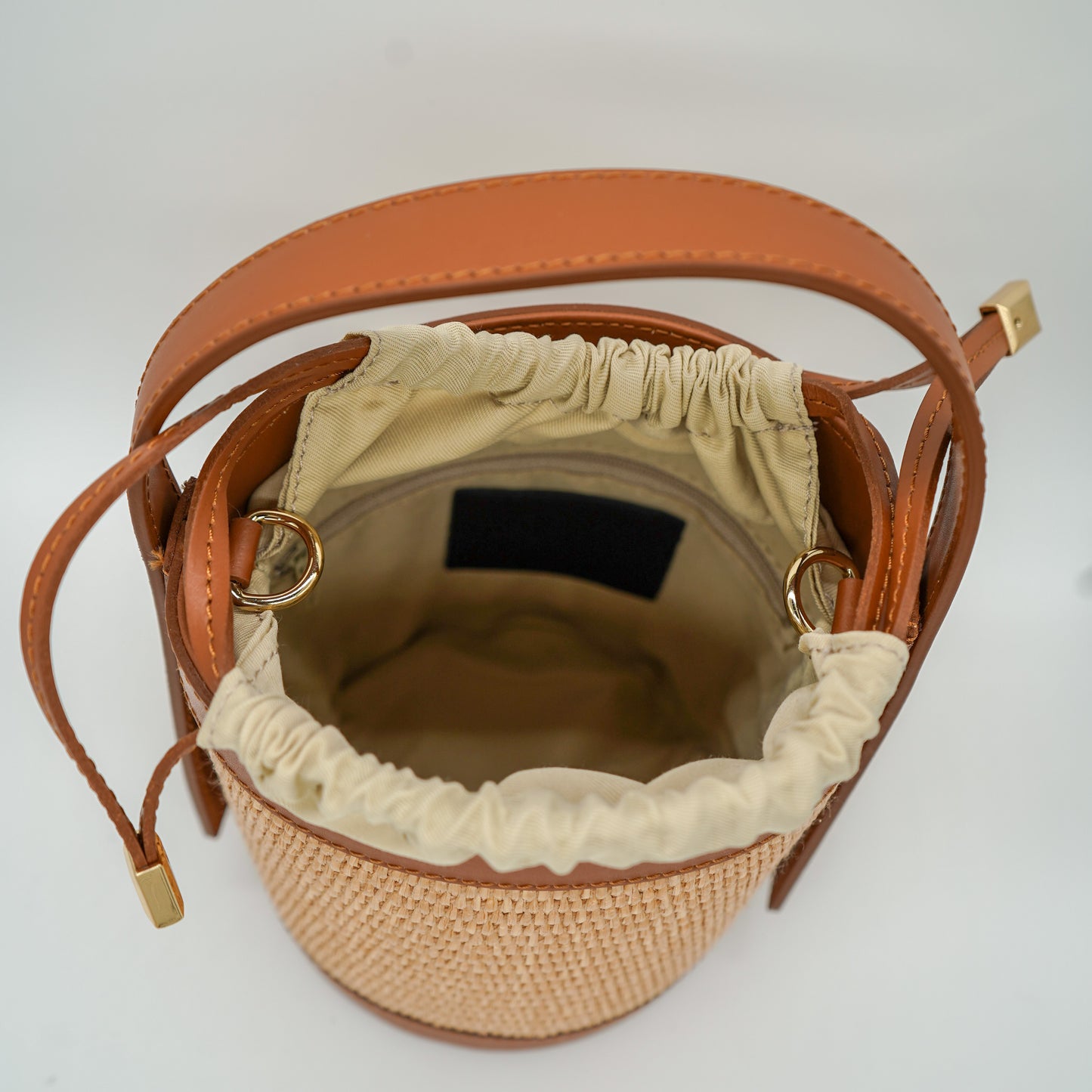 Chloé M – Raphia & cuir camel