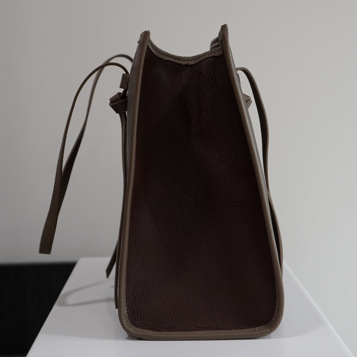 Lynda L – Cuir moka & taupe