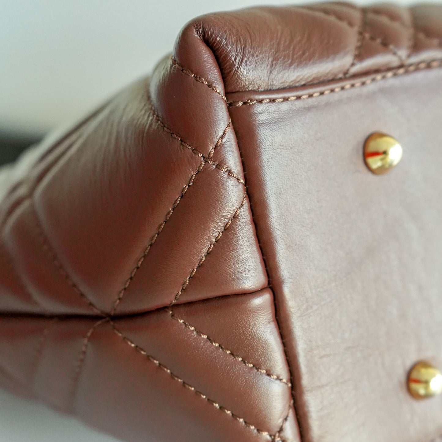 Sac Léa L – Cuir Marron Matelassé | Grand sac à main – Édition Limitée