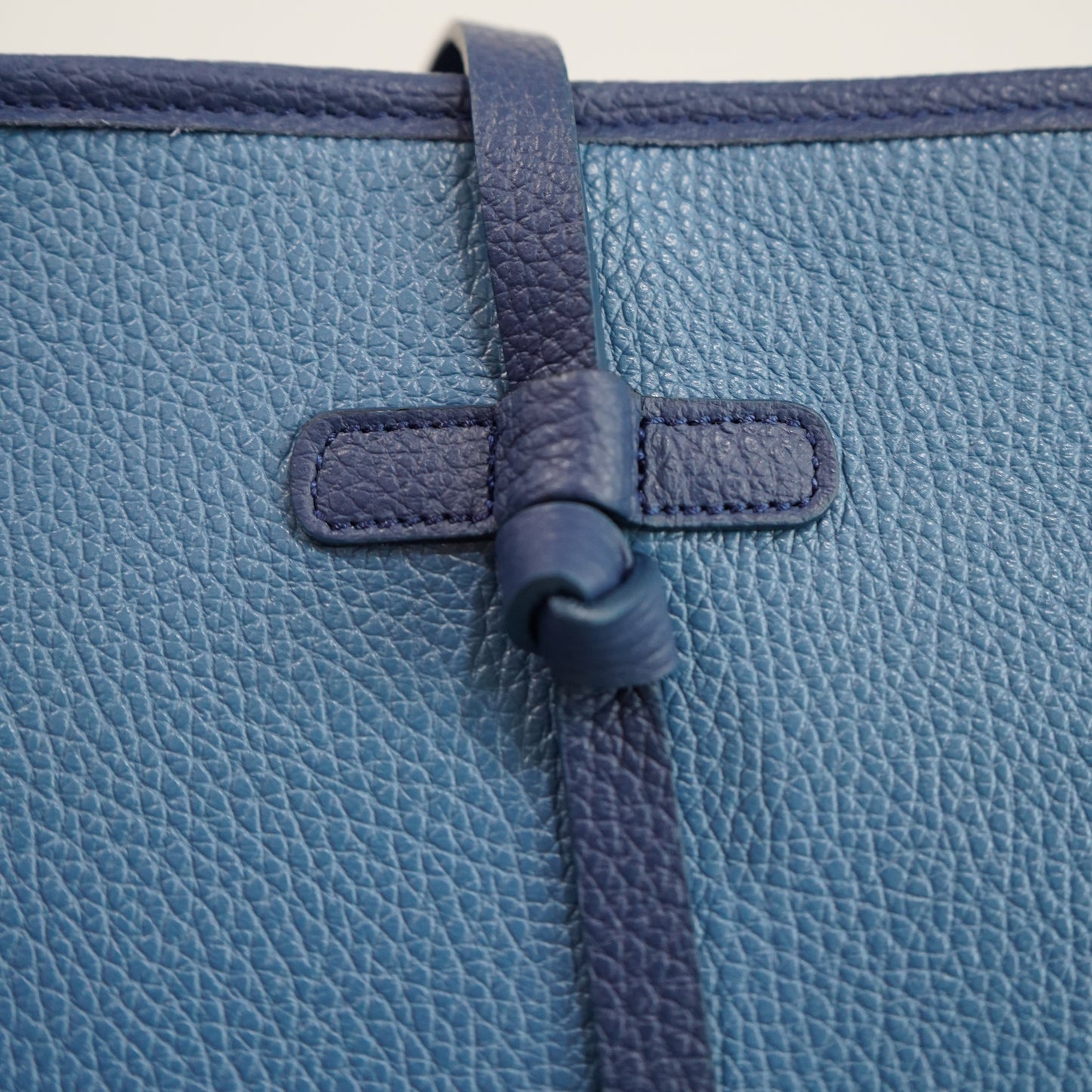 Sac Lynda L – Cuir Bleu Royal | Édition Limitée